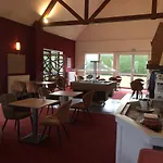 Le Pavillon De Rouen Hotell Le Mesnil-Esnard