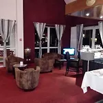 Hotell Le Pavillon De Rouen Le Mesnil-Esnard