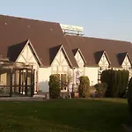 Hotell Le Pavillon De Rouen Le Mesnil-Esnard