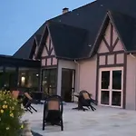 Le Pavillon De Rouen Hotell Le Mesnil-Esnard