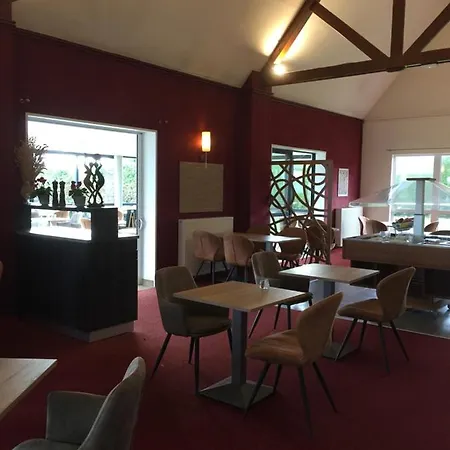 Le Pavillon De Rouen 3* Le Mesnil-Esnard
