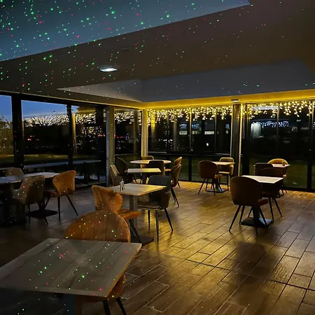 Le Pavillon De Rouen Hotel Le Mesnil-Esnard