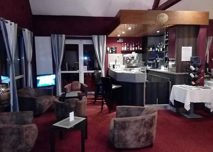 Le Pavillon De Rouen 3* Le Mesnil-Esnard